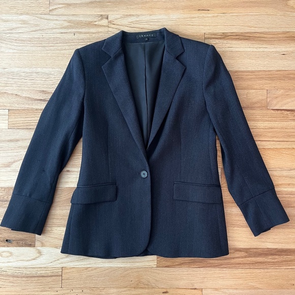 Theory Blazer in Virgin Wool Size 4 - Picture 1 of 12